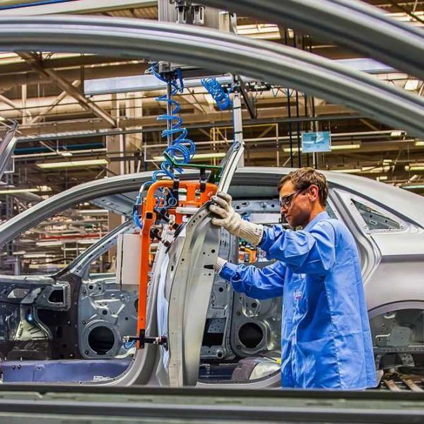 Produção de carros tem novo impulso