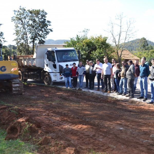Para evitar acidentes, governo começa construção de rótulas