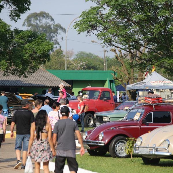 Estrela Multifeira terá exposição de carros antigos