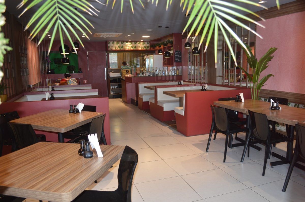Gosto oriental,  estilo tropical
