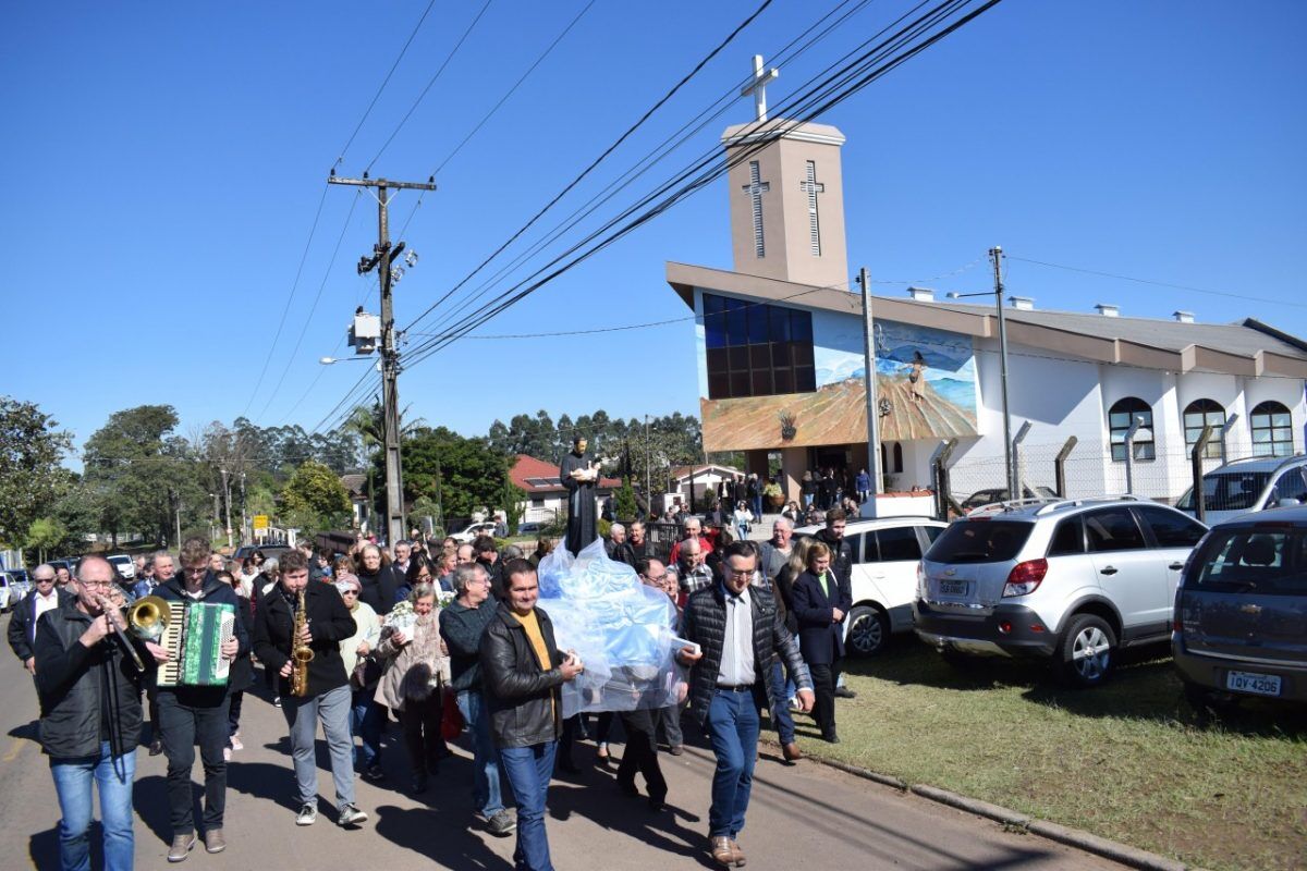Comunidade celebra 109 anos com festa e devoção a padroeiro