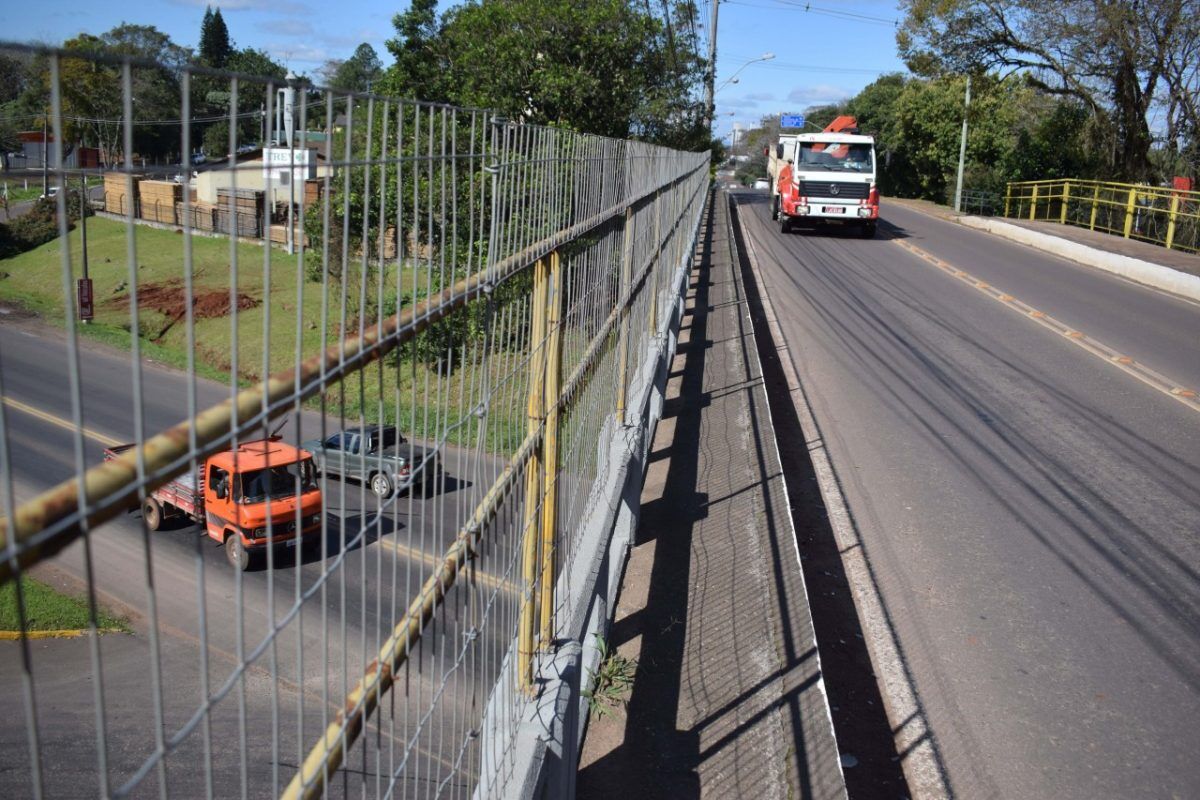 Obra em ponte promete melhorar trânsito entre bairros