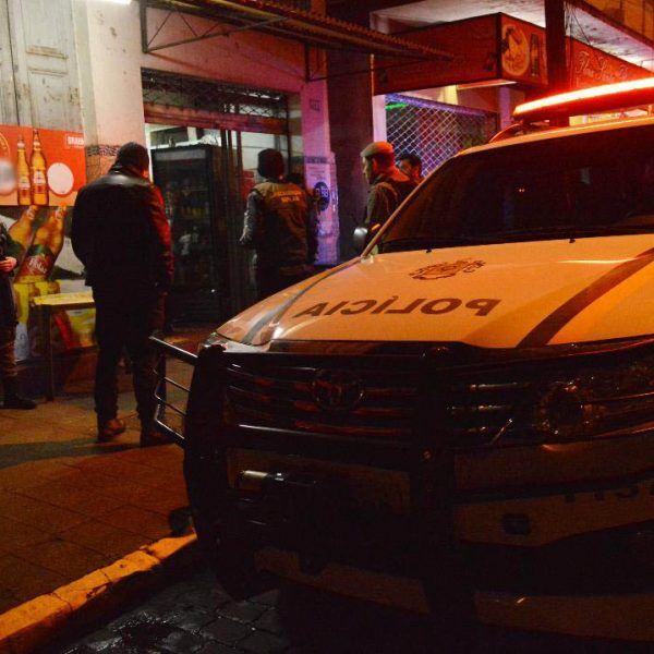 Operação integrada fiscaliza e interdita estabelecimentos na cidade