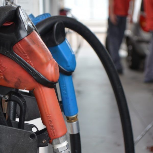 Petrobras eleva preço da gasolina e diesel