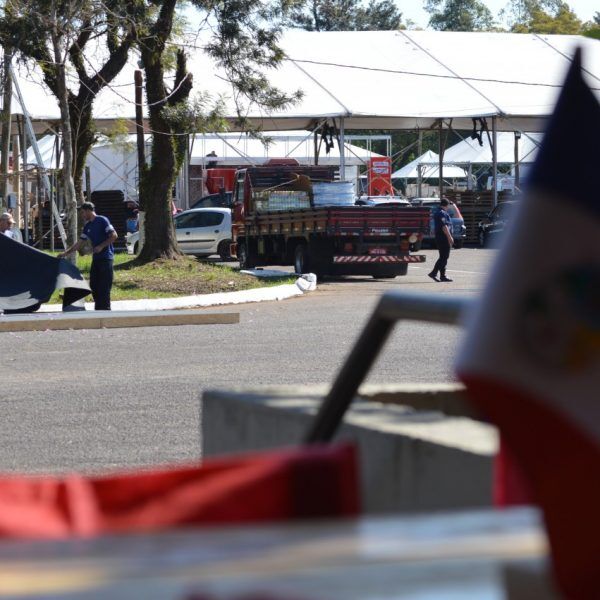 Cinco dias para fechar negócios e se divertir