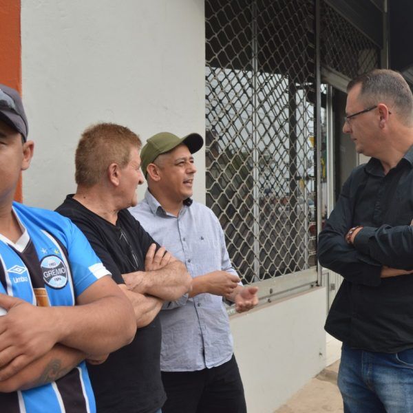 Funcionários lesados exigem FGTS e seguro-desemprego