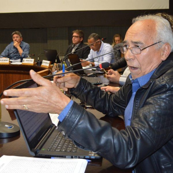Após Estrela, câmara de Lajeado contesta articulista