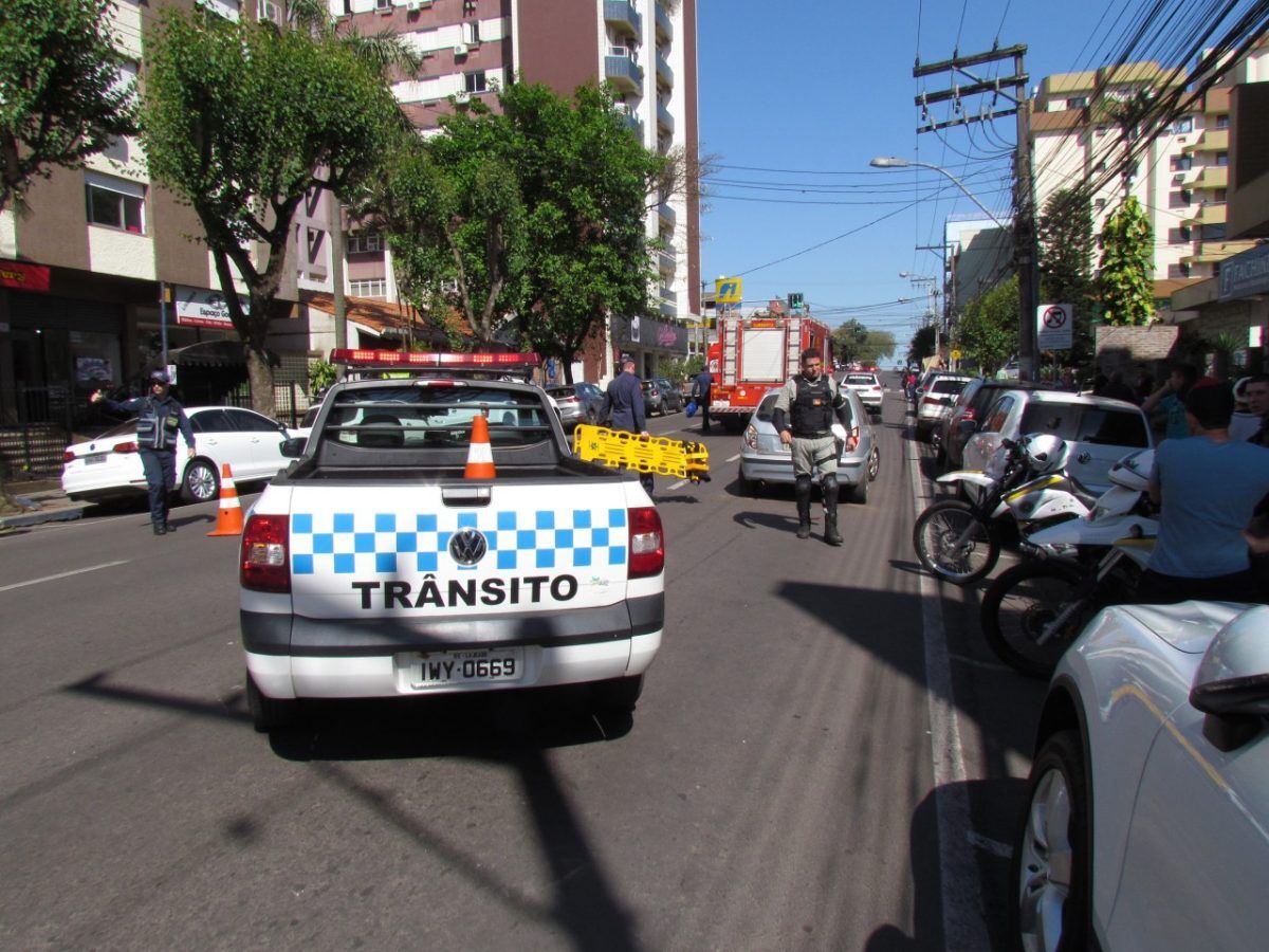Motociclista fica ferido após colisão no Centro de Lajeado