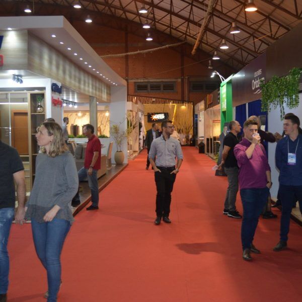 Construmóbil: palestras marcam o terceiro dia de feira