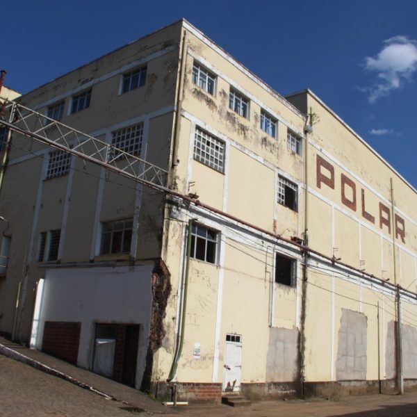 Liminar impede demolição do prédio da Polar