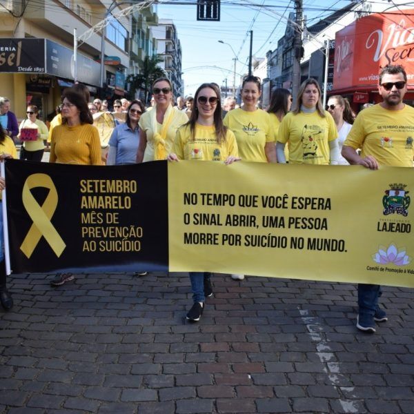 Caminhada encerra atividades do Setembro Amarelo