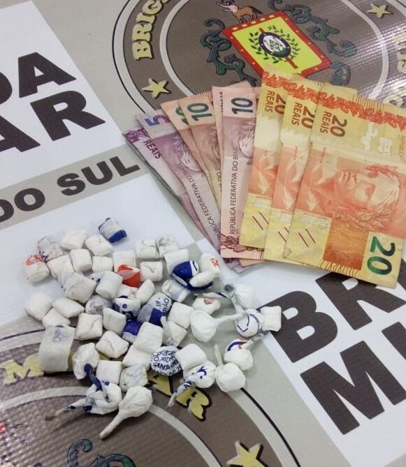 Jovem de 17 anos é apreendido por tráfico de entorpecentes