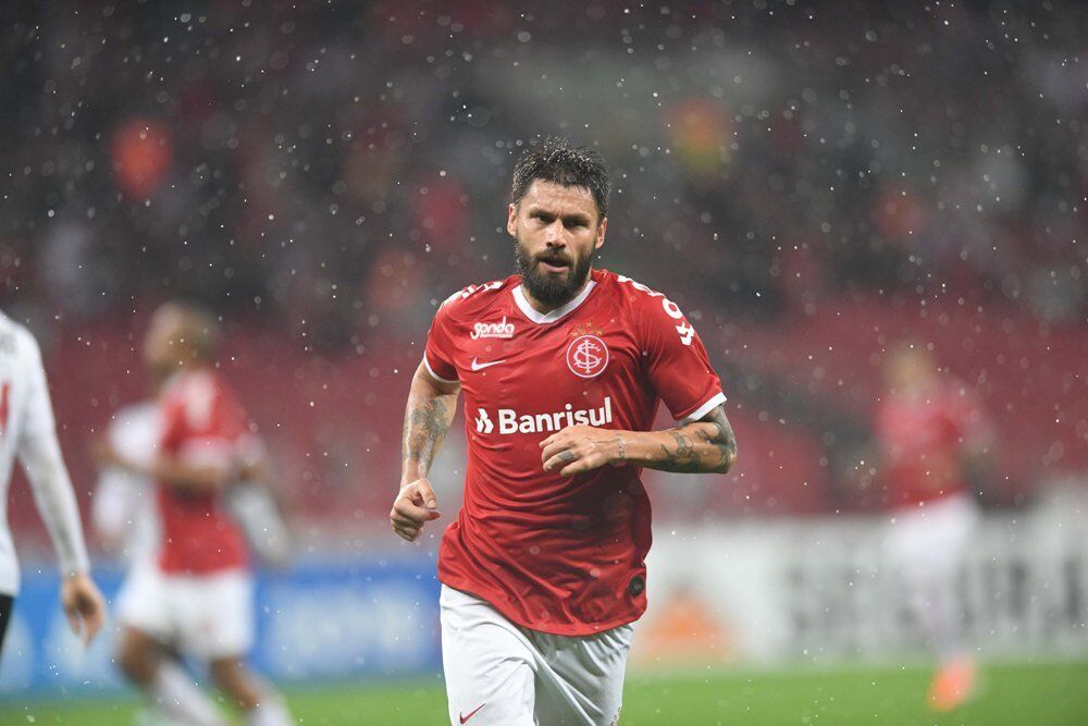 Inter vence o São Paulo no Beira-Rio