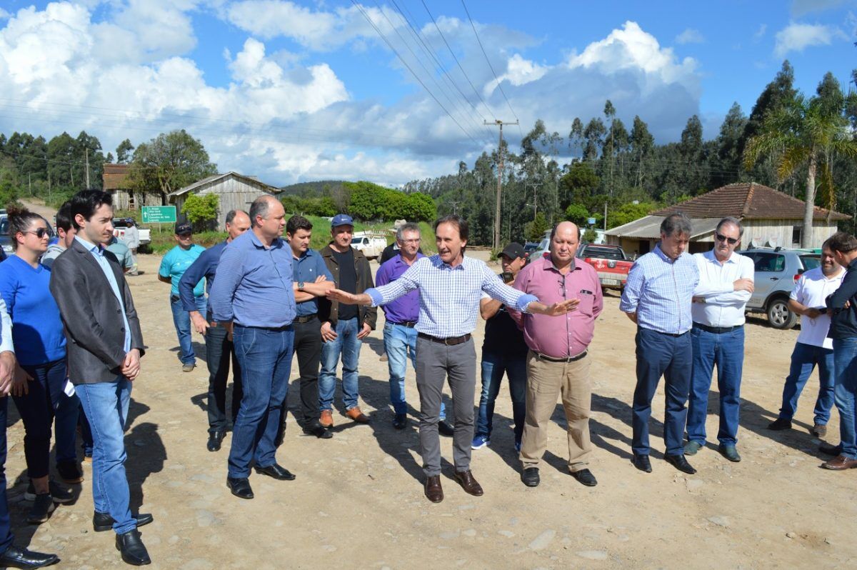 Governo promete, outra vez, conclusão do asfalto na ERS-421