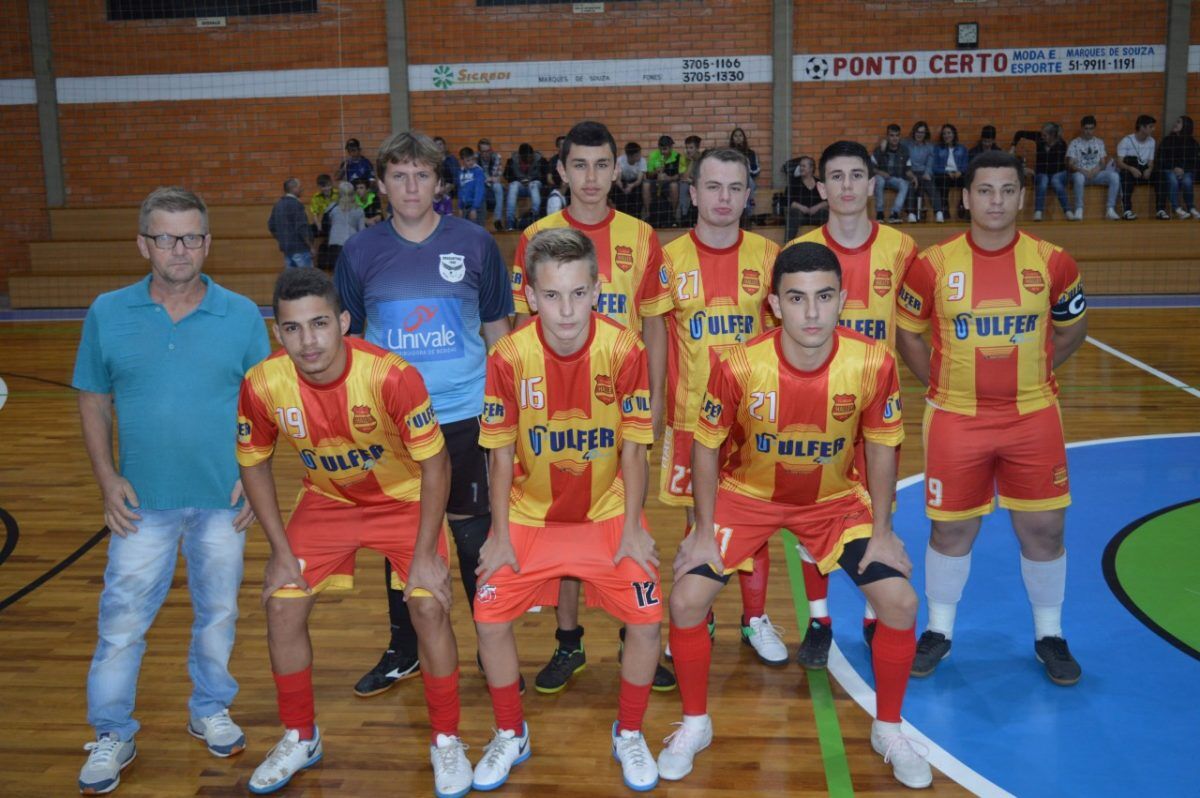 Marques de Souza conhece os campeões