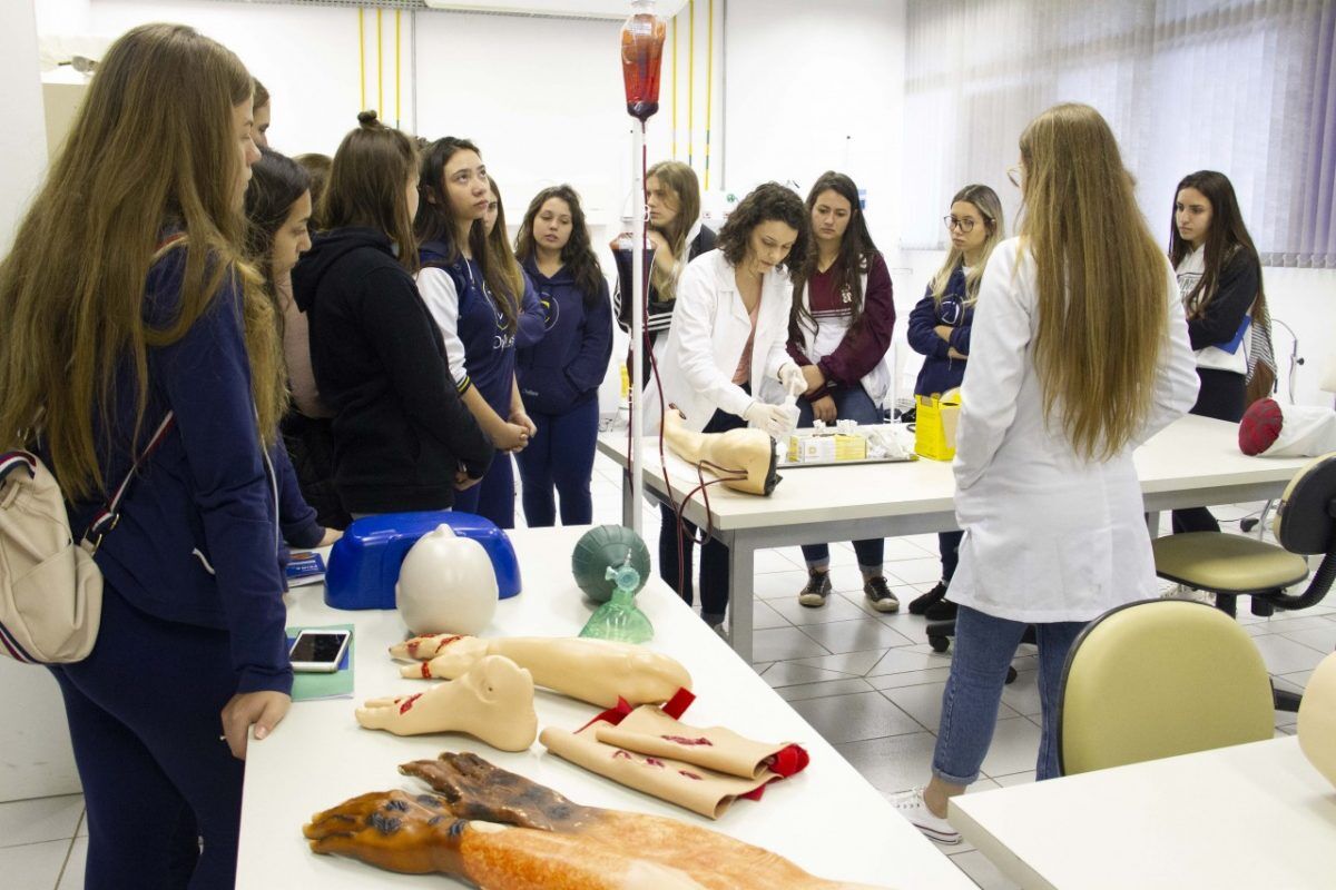 Univates recebe cerca de cinco mil estudantes na Feira de Cursos