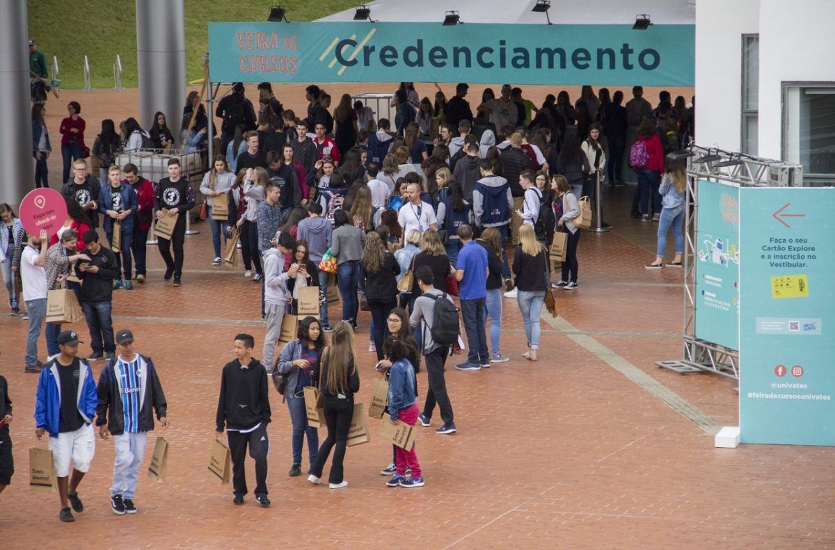 Feira de Cursos movimenta o campus da Univates