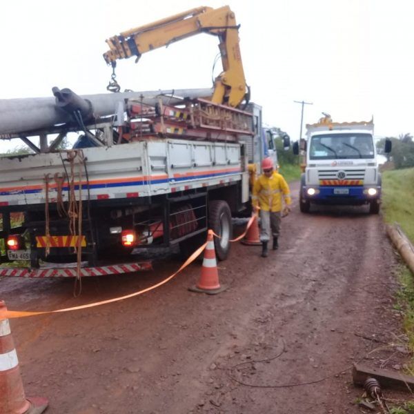 RGE Sul trabalha no reabastecimento de energia em Cruzeiro do Sul