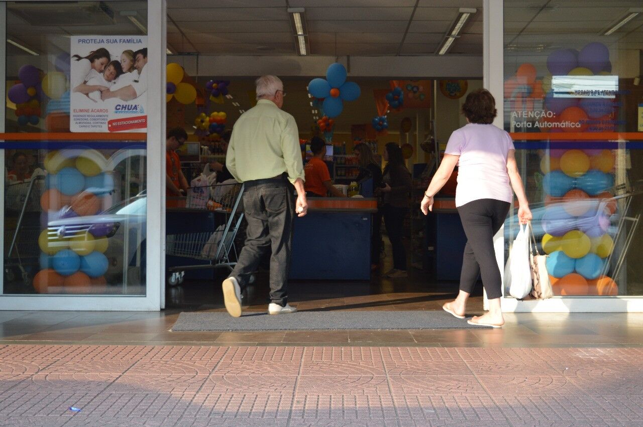 O que abre e o que fecha no feriado de Finados