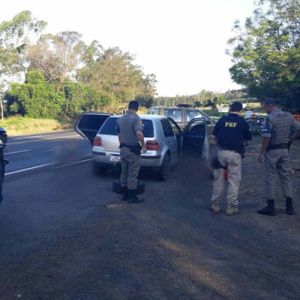 PRF prende homem com mandado de prisão por tráfico de entorpecentes