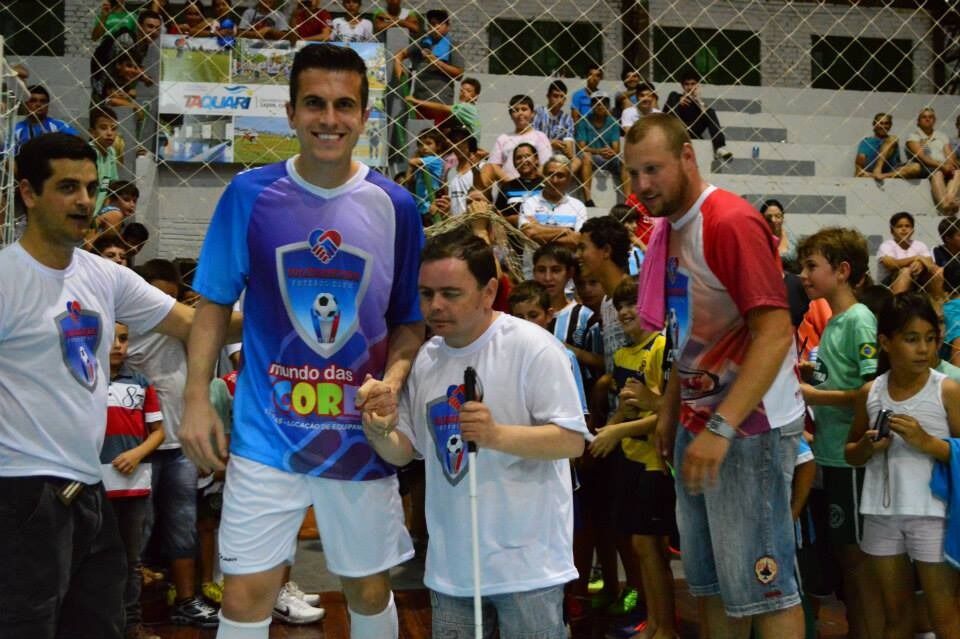Craques em prol da APAE