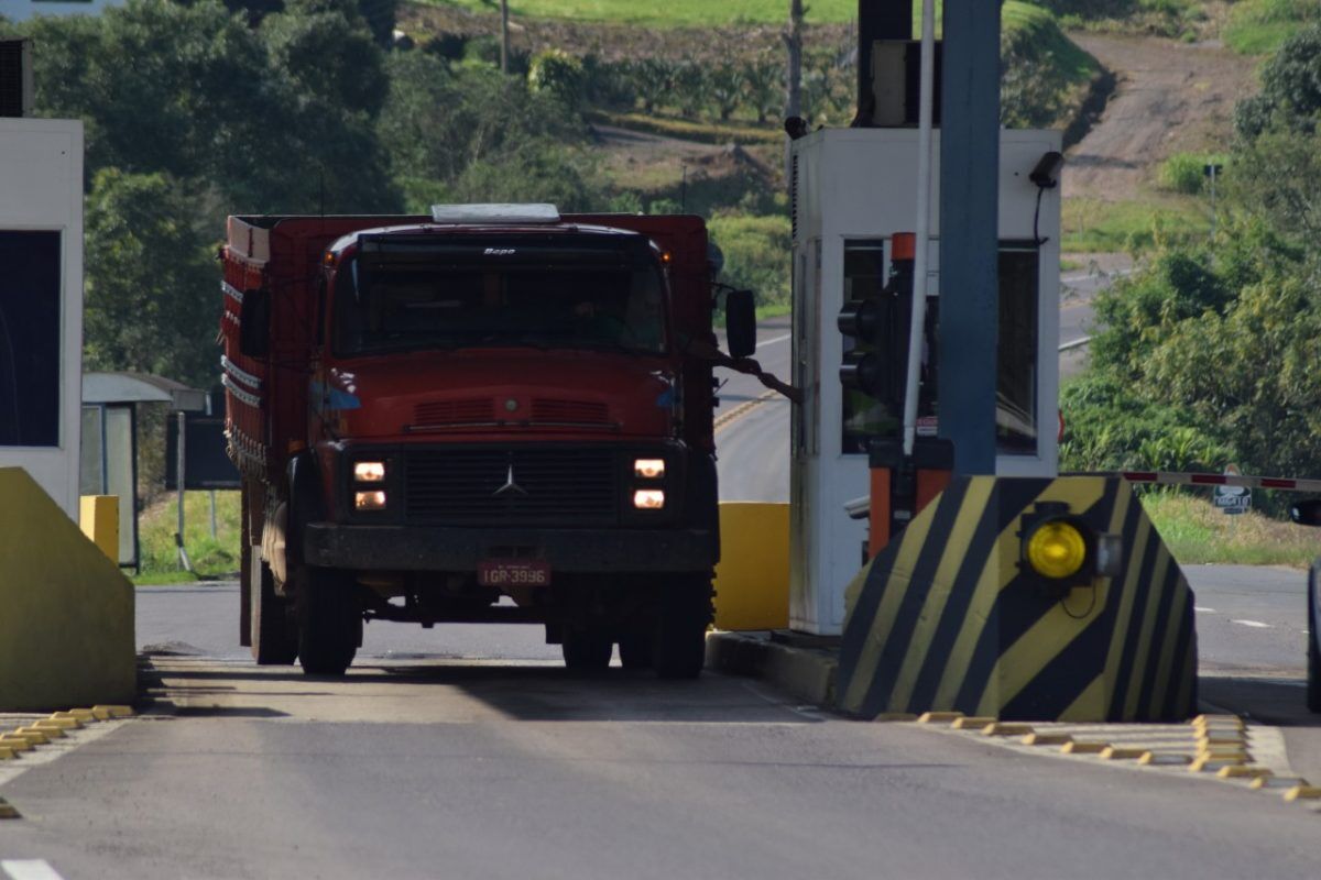 EGR retoma cobrança em Encantado e promete mais investimentos