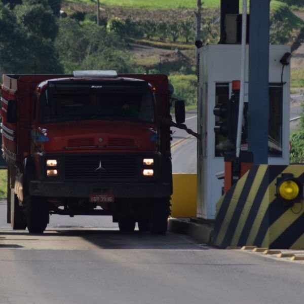 EGR retoma cobrança em Encantado e promete mais investimentos