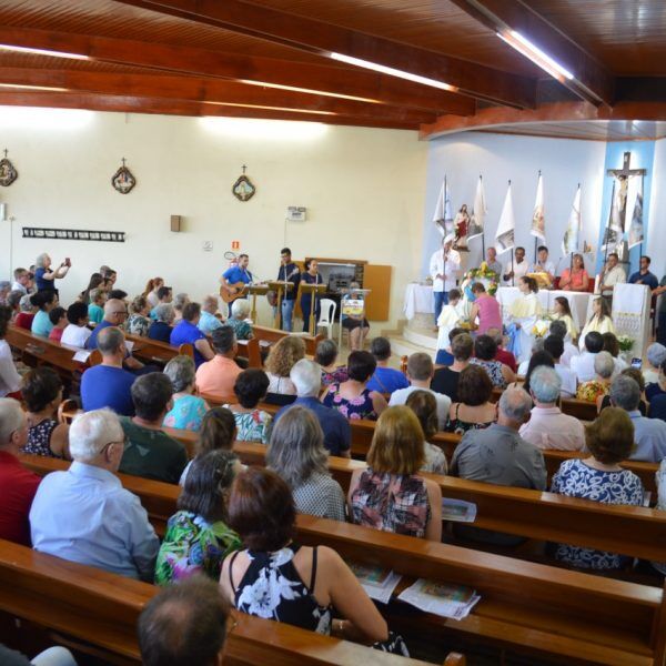 Paróquia celebra cinquentenário e homenageia padroeira