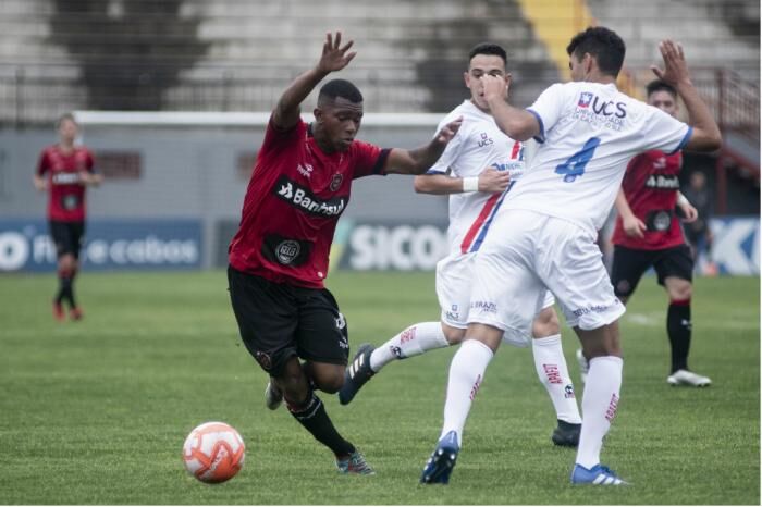 Colorado encaminha contratação de promessa do Brasil de Pelotas