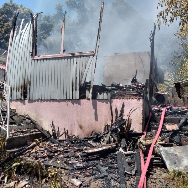 Oito incêndios em sete dias na região