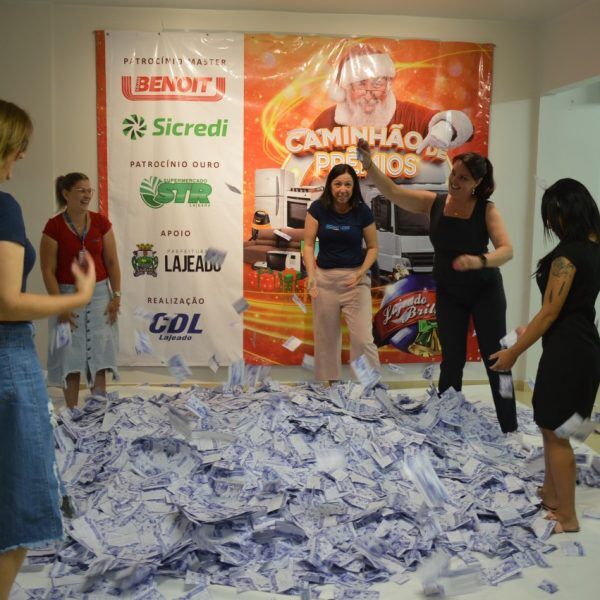 Conheça os ganhadores do último sorteio do Lajeado Brilha 2019