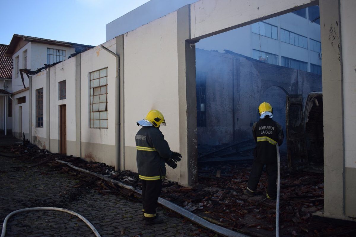 Incêndio destrói prédio do Daer em Lajeado