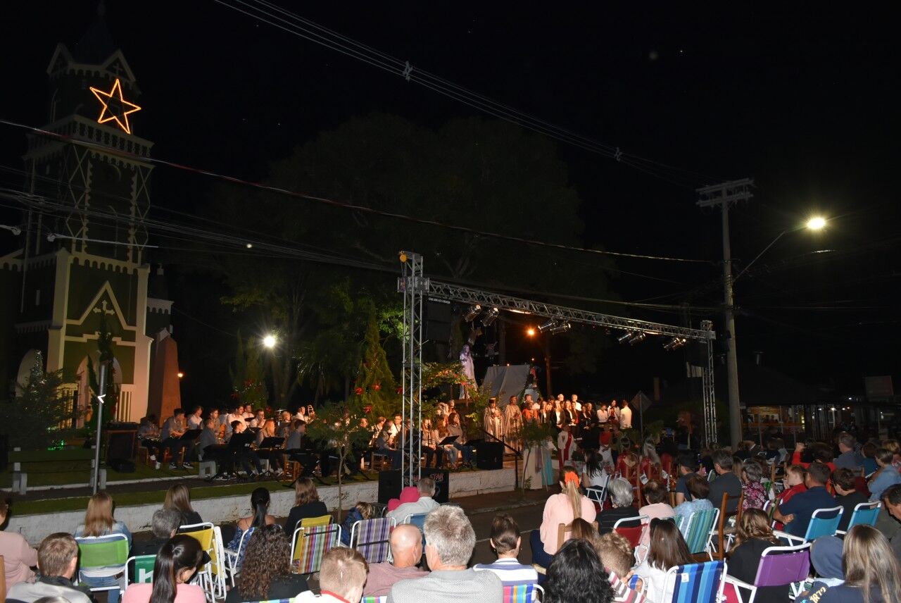 Encenação do presépio encanta o público em Imigrante