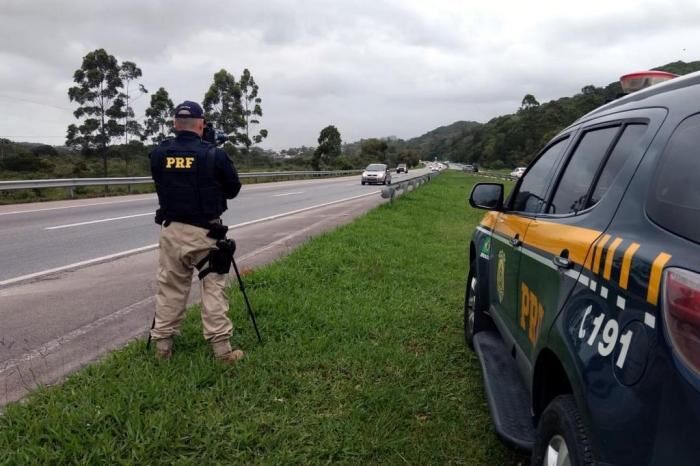 PRF recebe notificação da Justiça para restabelecer fiscalização por radares