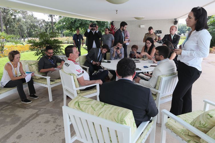Governo pretende elevar teto do imposto de renda para R$ 3 mil