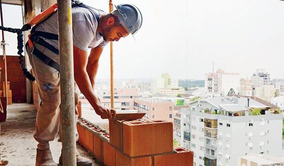 Construção civil retoma crescimento após cinco anos