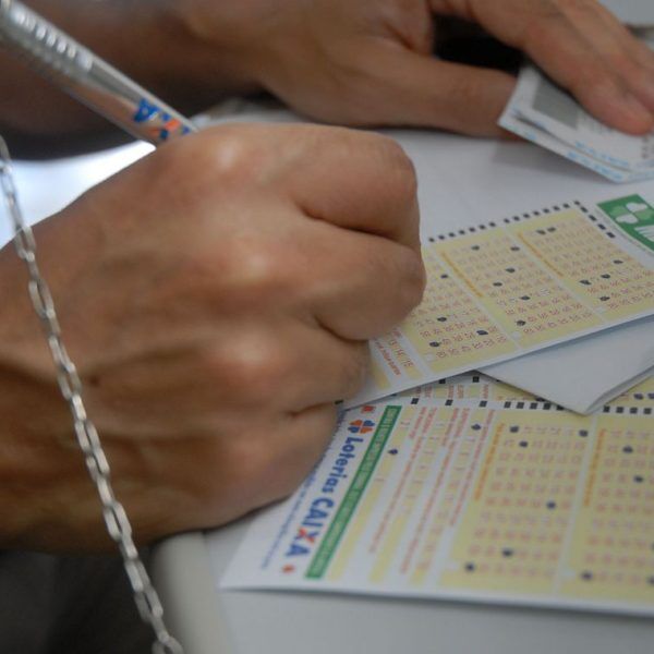Mega da Virada tem prêmio estimado em R$ 300 milhões