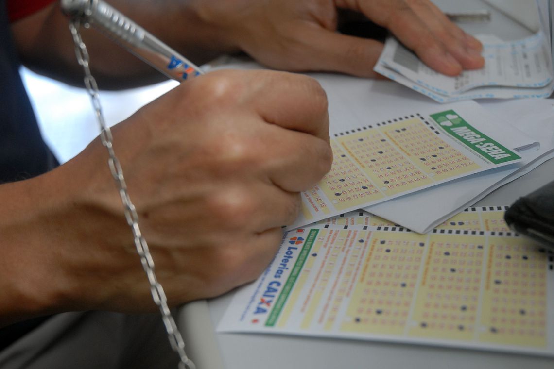 Mega da Virada tem prêmio estimado em R$ 300 milhões