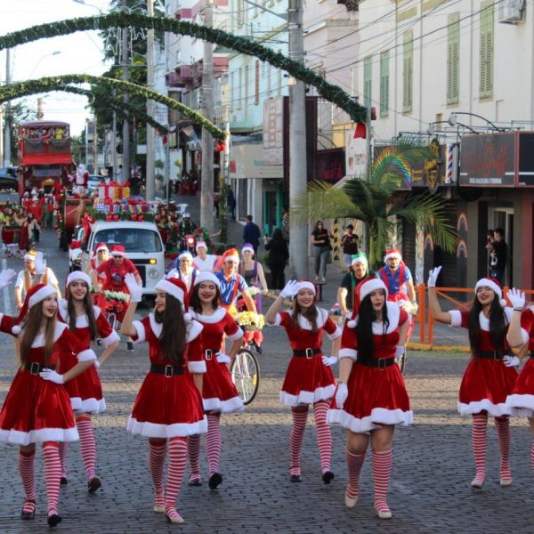 Desfiles de Natal iniciam neste sábado em Lajeado