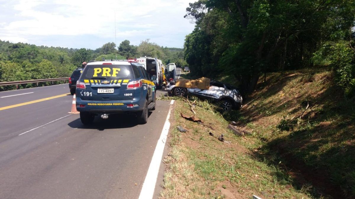 Dois homens morrem em acidente na BR-386 em Triunfo