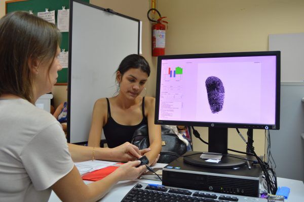 Menos de um mês para confirmar o voto em outubro