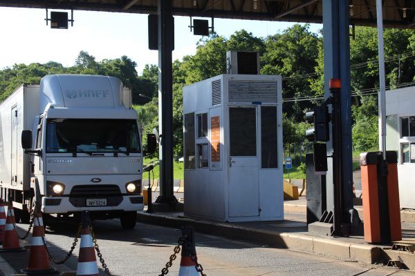 Transportadores reagem aos novos valores de pedágio da EGR