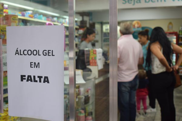 O iceberg e o álcool gel