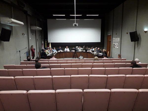 Câmara anuncia votos digitais