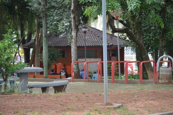 Praça da Matriz carece de atenção, dizem moradores