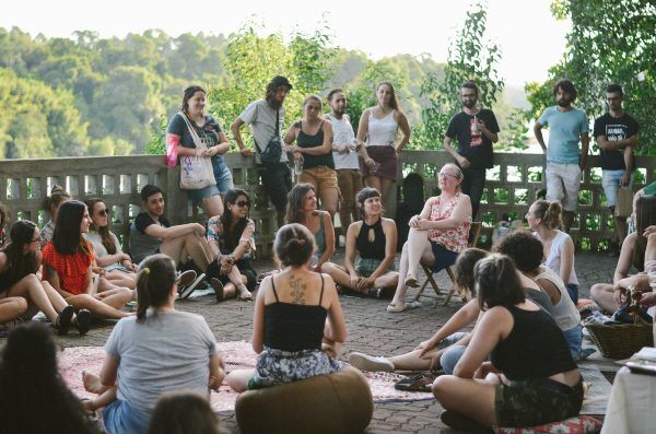 No mês da Mulher, um alerta nacional