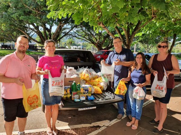 Famílias em vulnerabilidade recebem doações de produtos de higiene