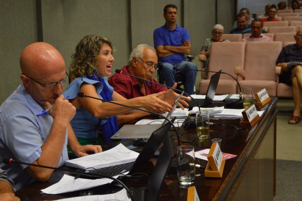 Vereadores aprovam reajuste. Impacto anual será de R$ 145 mil