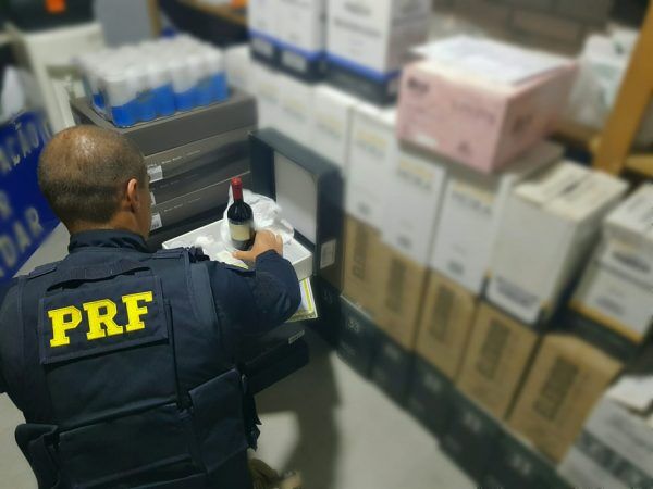 PRF apreende mais de 300 garrafas de vinho em Soledade