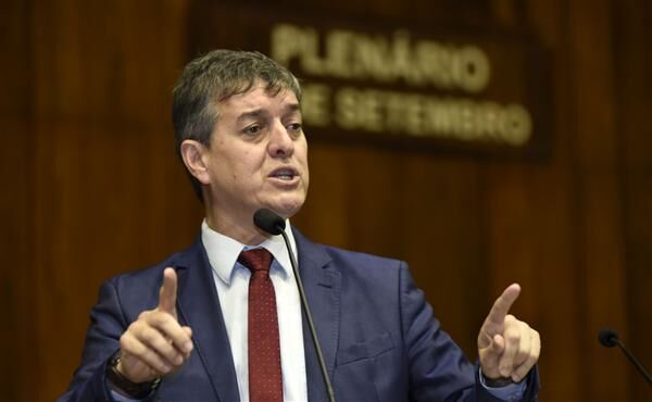 “Não é o momento de cobrar a mensalidade integral do aluno”, afirma Brum